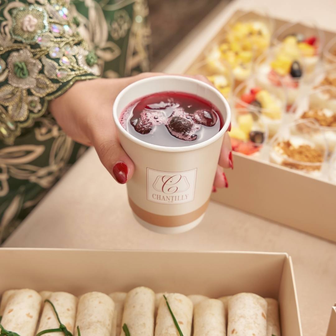 chantilly_drink_box_speciallity_coffee_cold_matcha_spanishs_latte_abu_Dhabi