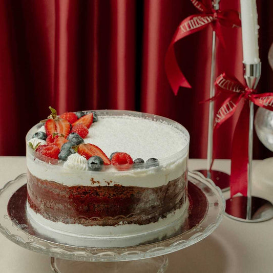 Coconut Berry Cake – Fresh berry and coconut cake front view by Chantilly Cafe